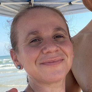 Meet your Posher, Lorna